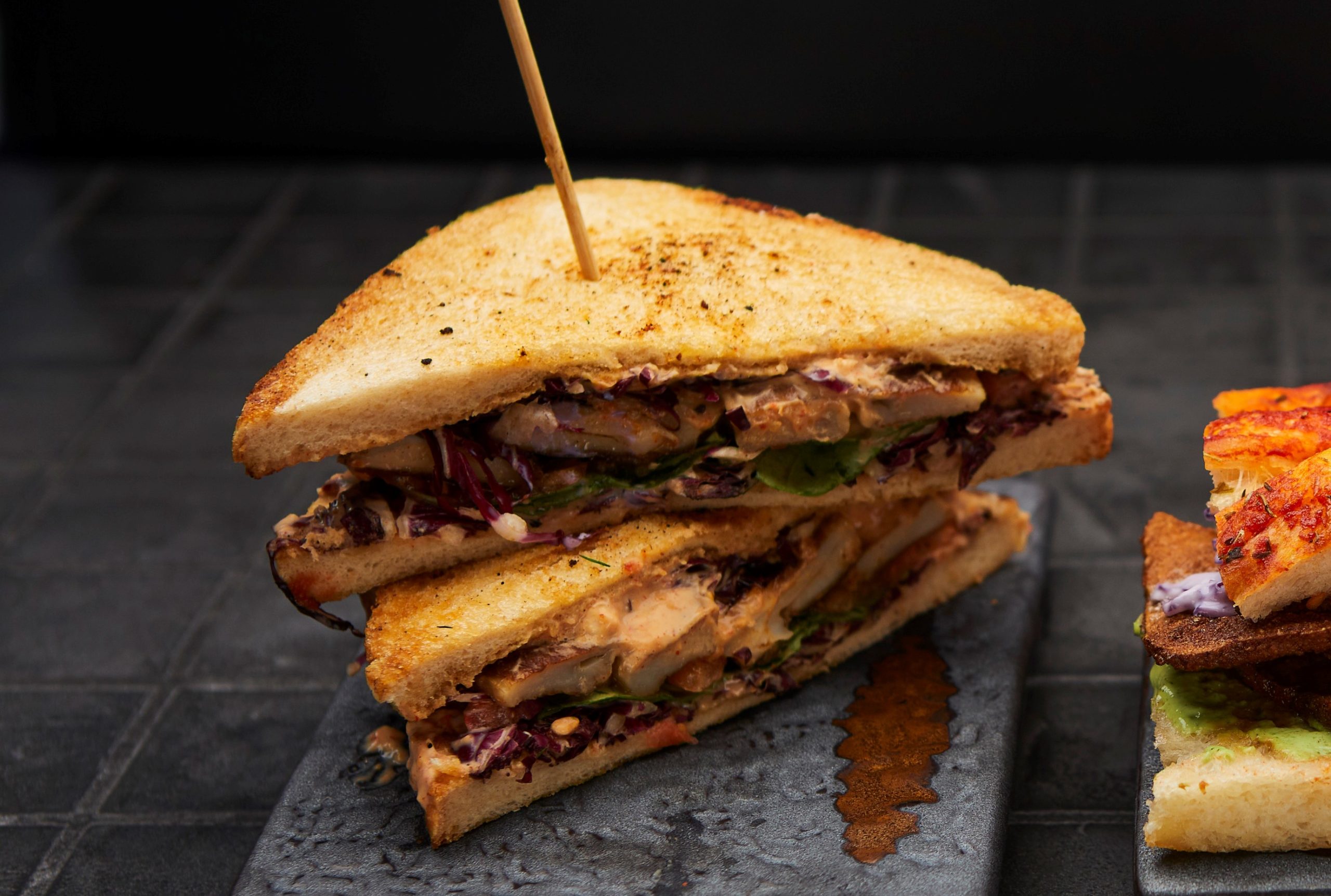 Sandwich mit gebratenen Austernpilzen und Radicchio - Sojade